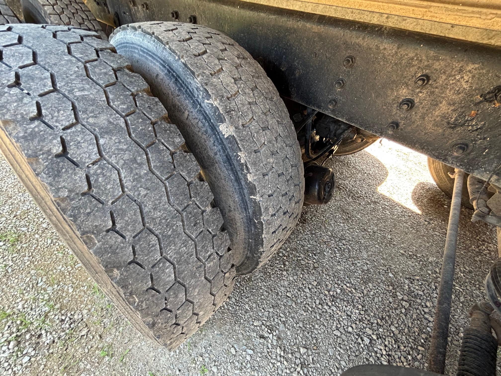 1997 MACK CL713 - Image 39